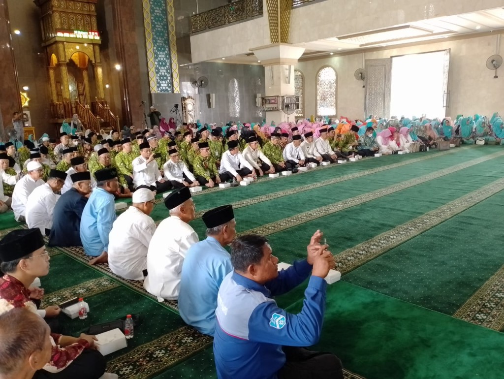 DPRD Kota Samarinda Hadiri Pelantikan dan Rakerwil DMI Provinsi Kalimantan Timur: Memakmurkan Masjid dengan Kepedulian dan Kebersamaan